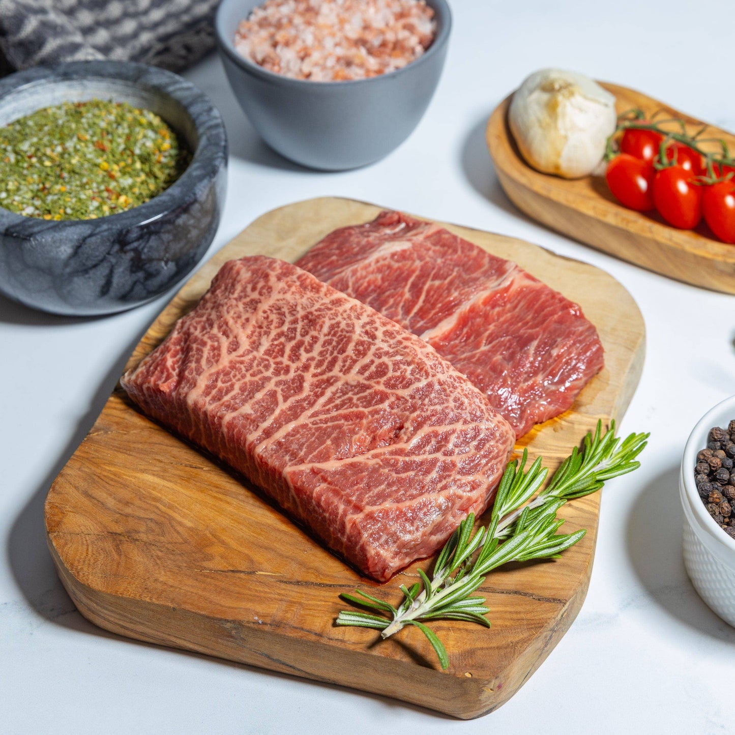Black Angus Shoulder Top Blade / Oyster Blade (Whole Flat Iron / Marucha) Meat Black Herd